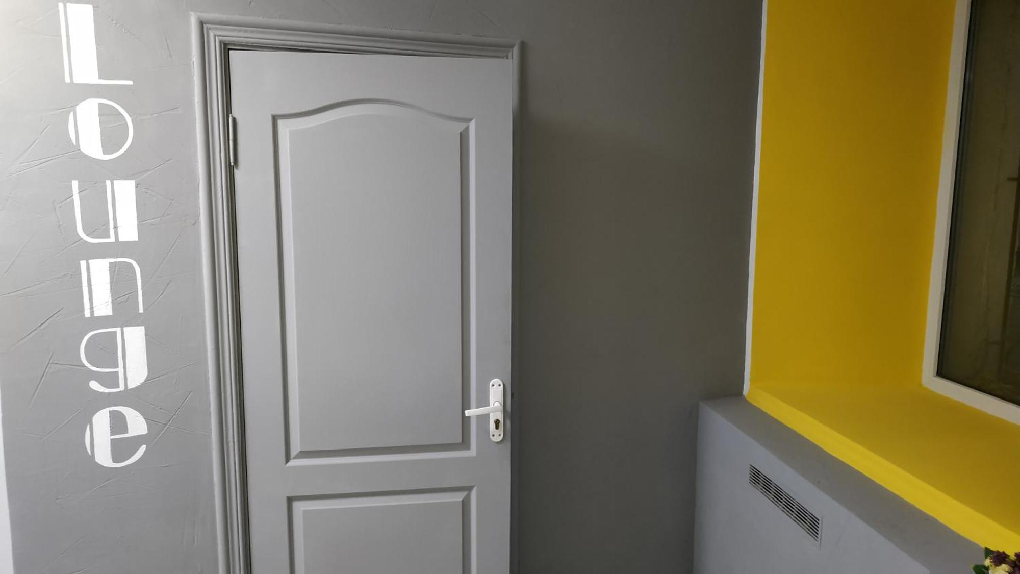 Cool Traveler Hostel Kiev Buitenkant foto