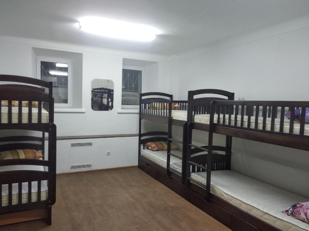 Cool Traveler Hostel Kiev Buitenkant foto